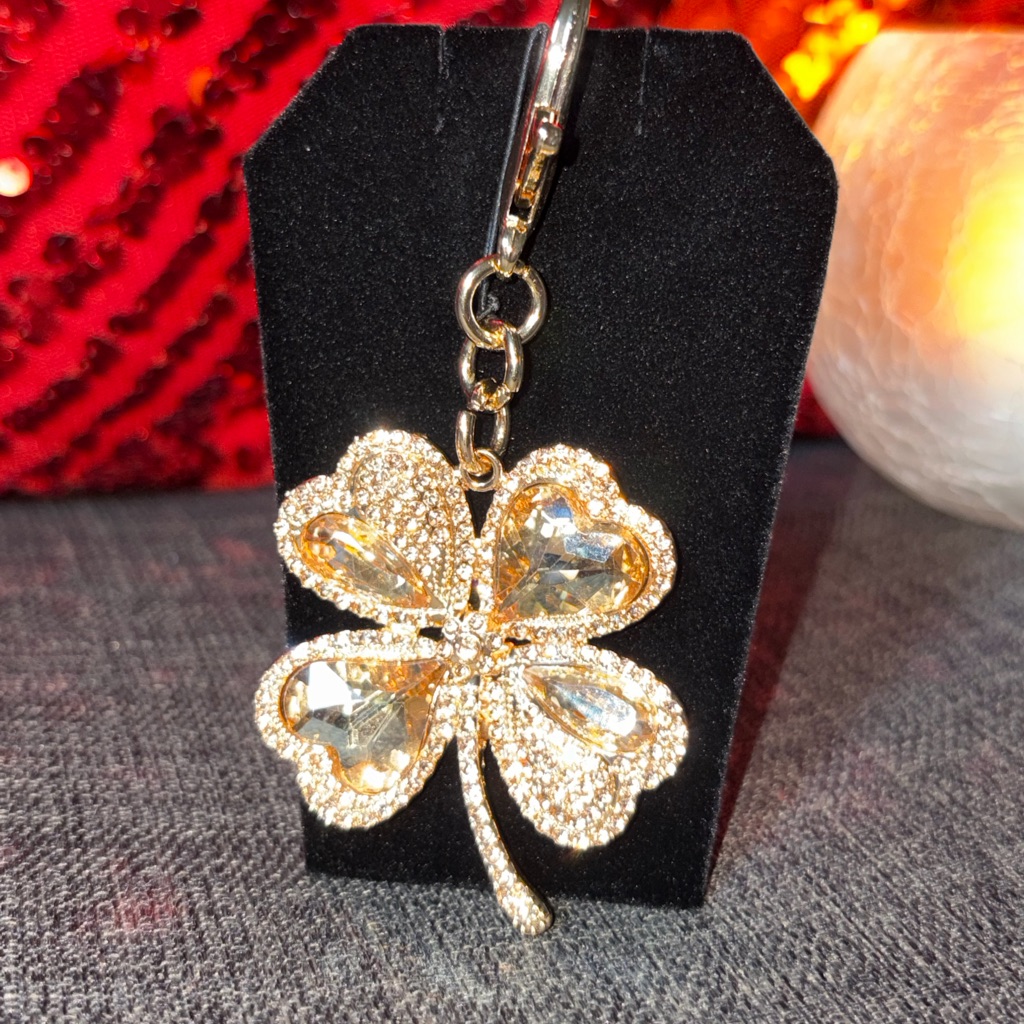 Paparazzi Gold FourLeaf Clover Cham